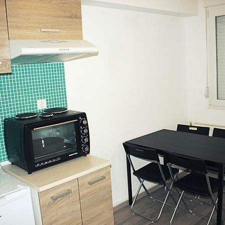 Nei Epivates Rental Rooms 50M From The Beach Néoi Epivátai Exteriér fotografie