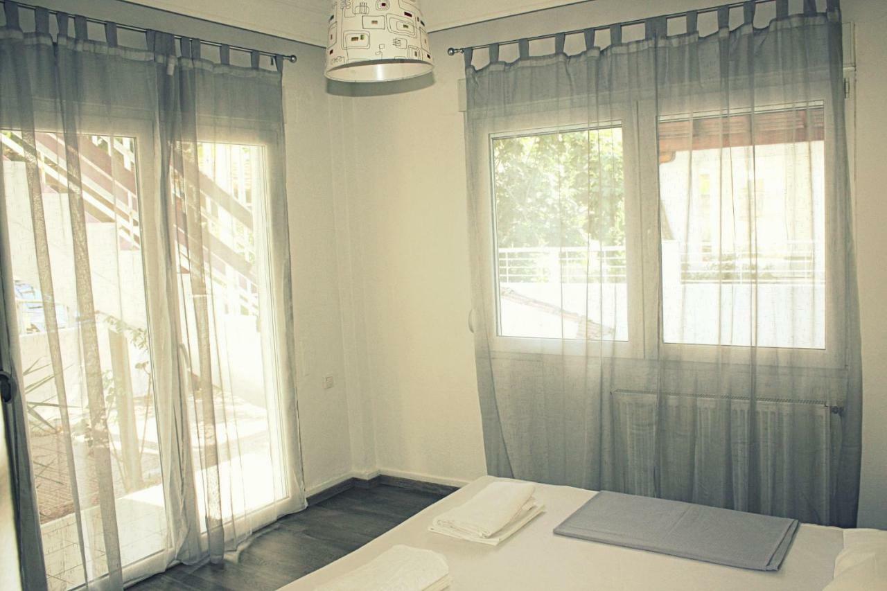 Nei Epivates Rental Rooms 50M From The Beach Néoi Epivátai Exteriér fotografie