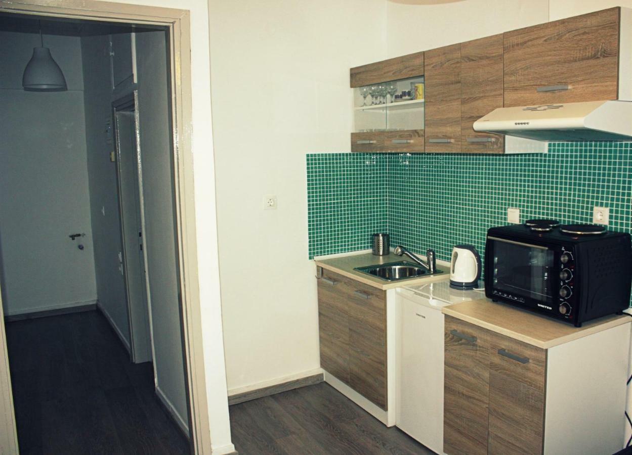 Nei Epivates Rental Rooms 50M From The Beach Néoi Epivátai Exteriér fotografie
